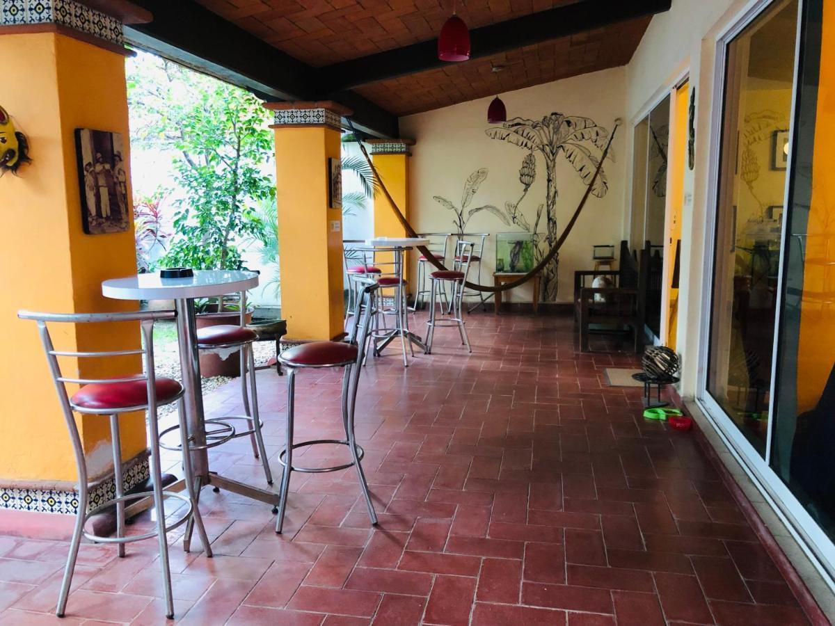 Los Nardos Hostel -Pet Friendly- Oaxaca Luaran gambar